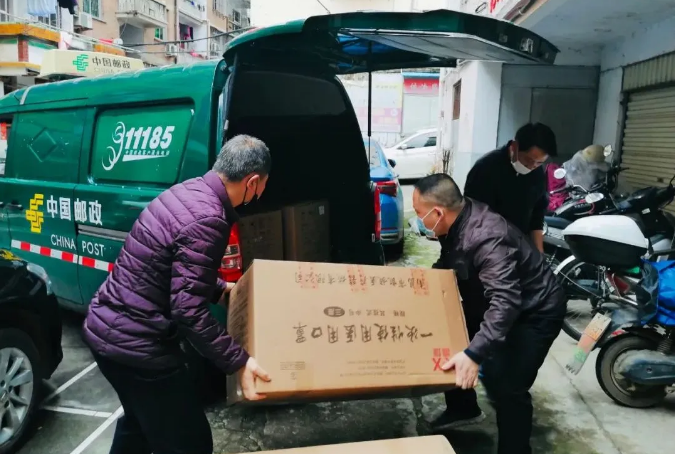 明溪运出第二批驰援海外侨胞抗疫物资